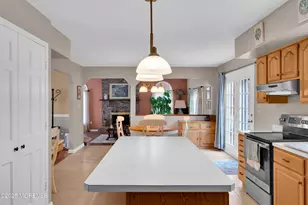 1 Silver Birch Ct, Monmouth Junction, NJ 08852 - Photo 8