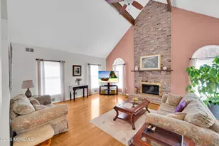 1 Silver Birch Ct, Monmouth Junction, NJ 08852 - Photo 18