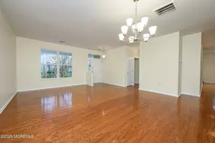 131 Greenlawns Dr, Lakewood, NJ 08701 - Photo 8