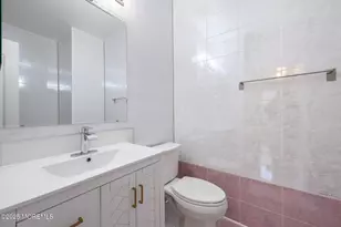 131 Greenlawns Dr, Lakewood, NJ 08701 - Photo 16