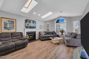 170 Chesterfield Ln, Toms River Township, NJ 08757 - Photo 8