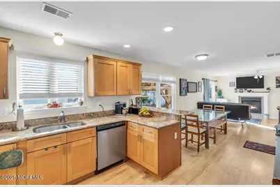 628 Morningside Avenue, Union Beach, NJ 07735 - Photo 8