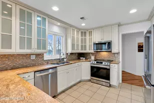 113 Arneytown-Hornerstown Rd, Allentown, NJ 08501 - Photo 12