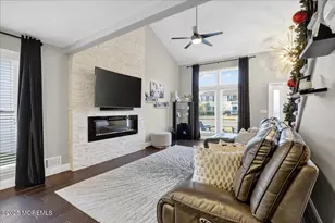 27 Sweet Gum Rd, Howell Township, NJ 07731 - Photo 8