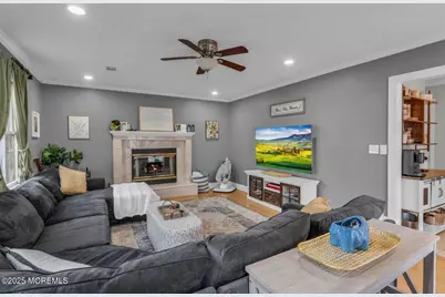 38 Kiwi Loop, Howell Township, NJ 07731 - Photo 10