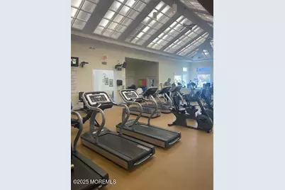 18 Autumntide Drive, Lakewood, NJ 08701 - Photo 4