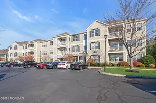 317 Mill Pond Wy, Eatontown, NJ 07724 - Photo 24