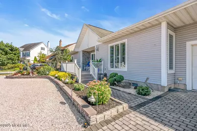 25 Hollywood Boulevard S, Forked River, NJ 08731 - Photo 6