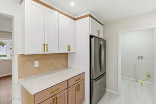 975 Hunt Dr, Toms River Township, NJ 08753 - Photo 10