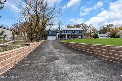 537 S Atlantic Avenue, Aberdeen Township, NJ 07747 - Photo 4