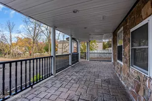 537 S Atlantic Ave, Aberdeen Township, NJ 07747 - Photo 12