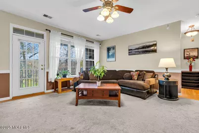 654 Saint Andrews Place, Manalapan Township, NJ 07726 - Photo 8