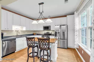 654 St Andrews Pl, Manalapan Township, NJ 07726 - Photo 6