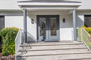 12 Pence Rd, Manalapan Township, NJ 07726 - Photo 4