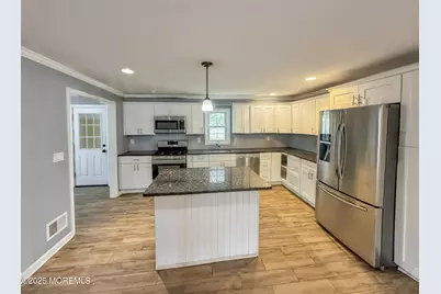 38 Meadow Road, Clark Township, NJ 07066 - Photo 4