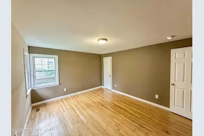 38 Meadow Road, Clark Township, NJ 07066 - Photo 18