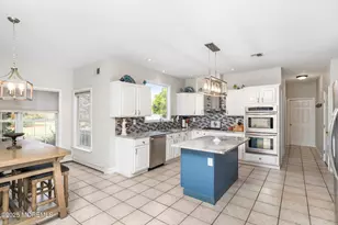 20 Yeger Dr, Allentown, NJ 08501 - Photo 8