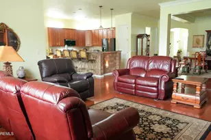 1 Belmont Ct, Freehold, NJ 07728 - Photo 18