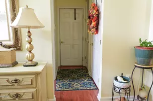 1 Belmont Ct, Freehold, NJ 07728 - Photo 10