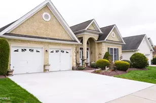 1 Belmont Ct, Freehold, NJ 07728 - Photo 6