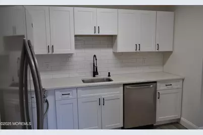 2001 Begonia Court, Jackson, NJ 08527 - Photo 4