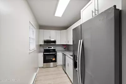 99B White Street, Eatontown, NJ 07724 - Photo 6