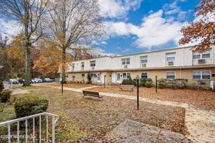 99B White St, Eatontown, NJ 07724 - Photo 20