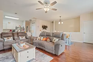 3510 Scarecrow Ct, Freehold, NJ 07728 - Photo 6