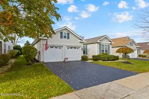 10 Powderhorn Way, Allentown, NJ 08501 - Photo 2