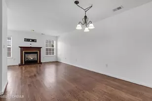 8 Nutmeg Ct, Tinton Falls, NJ 07753 - Photo 4