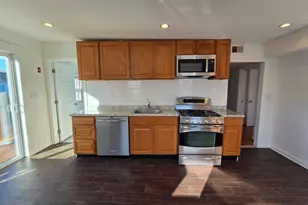 14 Cottage Pl, Keansburg, NJ 07734 - Photo 8