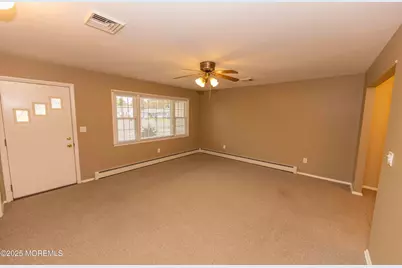 31 Southampton Road, Toms River Township, NJ 08757 - Photo 4