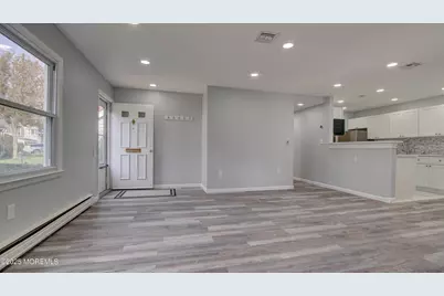 146 Old Nassau Road #B, Monroe Township, NJ 08831 - Photo 4