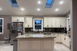 11 Chestnut Ridge Rd, Holmdel, NJ 07733 - Photo 12