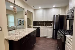 201 Forsythia Ln, Englishtown, NJ 07726 - Photo 2