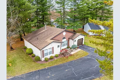 1 Linton Close, Freehold, NJ 07728 - Photo 6