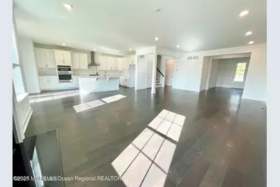 106 Woolley Court, Ocean, NJ 07755 - Photo 4