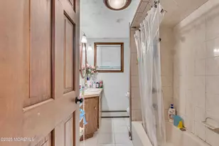 25 Union Ave, Freehold, NJ 07728 - Photo 14