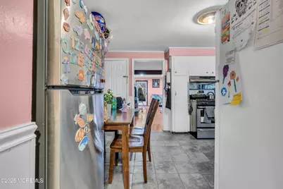 25 Union Avenue, Freehold, NJ 07728 - Photo 8