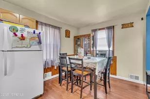 28 Lockwood Ave, Freehold, NJ 07728 - Photo 8