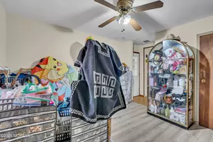 34 Bowne Ave, Freehold, NJ 07728 - Photo 6