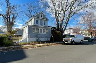 405 Myrtle Ave, Neptune Township, NJ 07753 - Photo 20