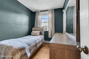 17 Leroy Pl, Red Bank, NJ 07701 - Photo 4