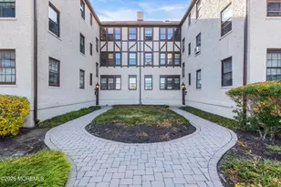 17 Leroy Pl, Red Bank, NJ 07701 - Photo 20