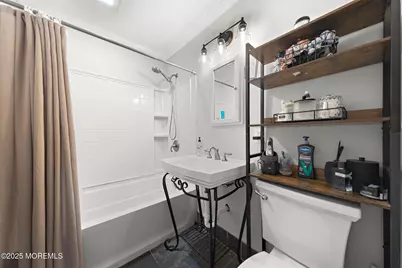 302 Helen Terrace, Neptune Township, NJ 07753 - Photo 22
