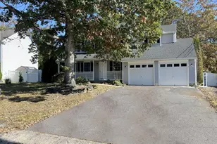 547 Shark Ln, Manahawkin, NJ 08050 - Photo 2