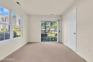 706 Zlotkin Cir, Freehold, NJ 07728 - Photo 20