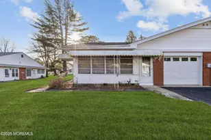 110 Fairway Ln, Whiting, NJ 08759 - Photo 2