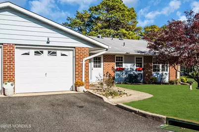 1126A Argyll Circle #A, Lakewood, NJ 08701 - Photo 2