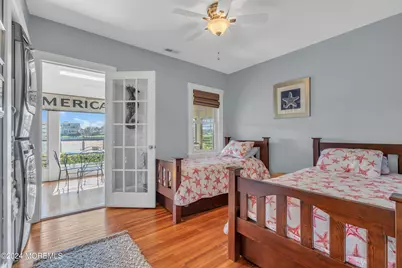 210 Roosevelt Avenue, Avon by the Sea, NJ 07717 - Photo 18